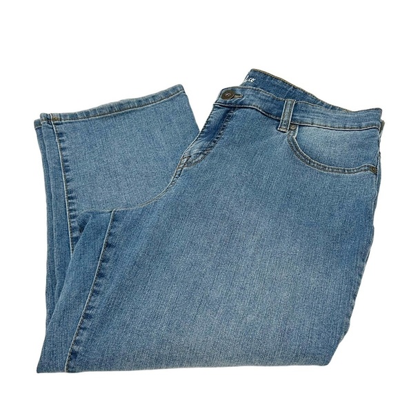 MACY'S STYLE & CO. Blue jeans Curvy capris 5 pocket 5 belt loops Women Stretchy - Picture 1 of 7